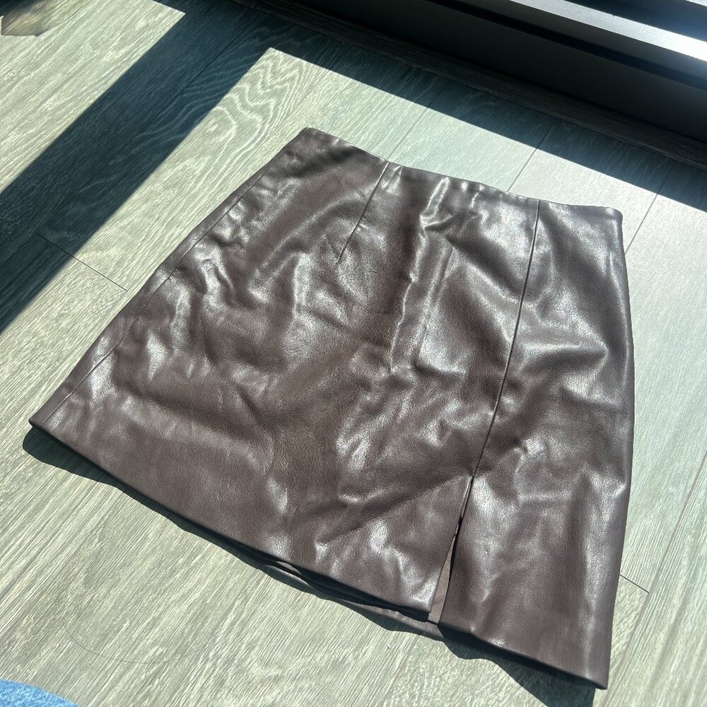 Oak and Fort Faux Leather Miniskirt Size 4